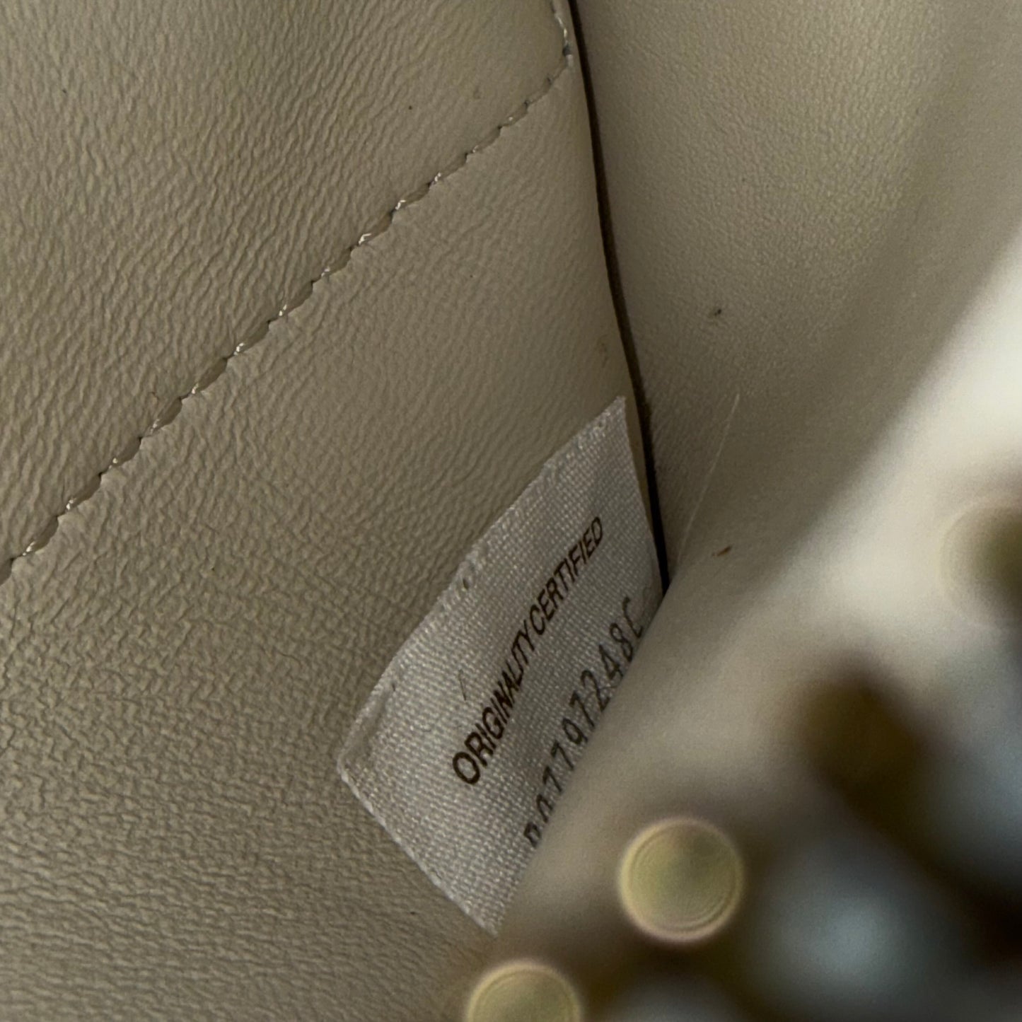 Bottega Veneta Spazzolato Calfskin BV Classic Mini Shoulder Bag – White Leather & Gold Hardware | Authentic