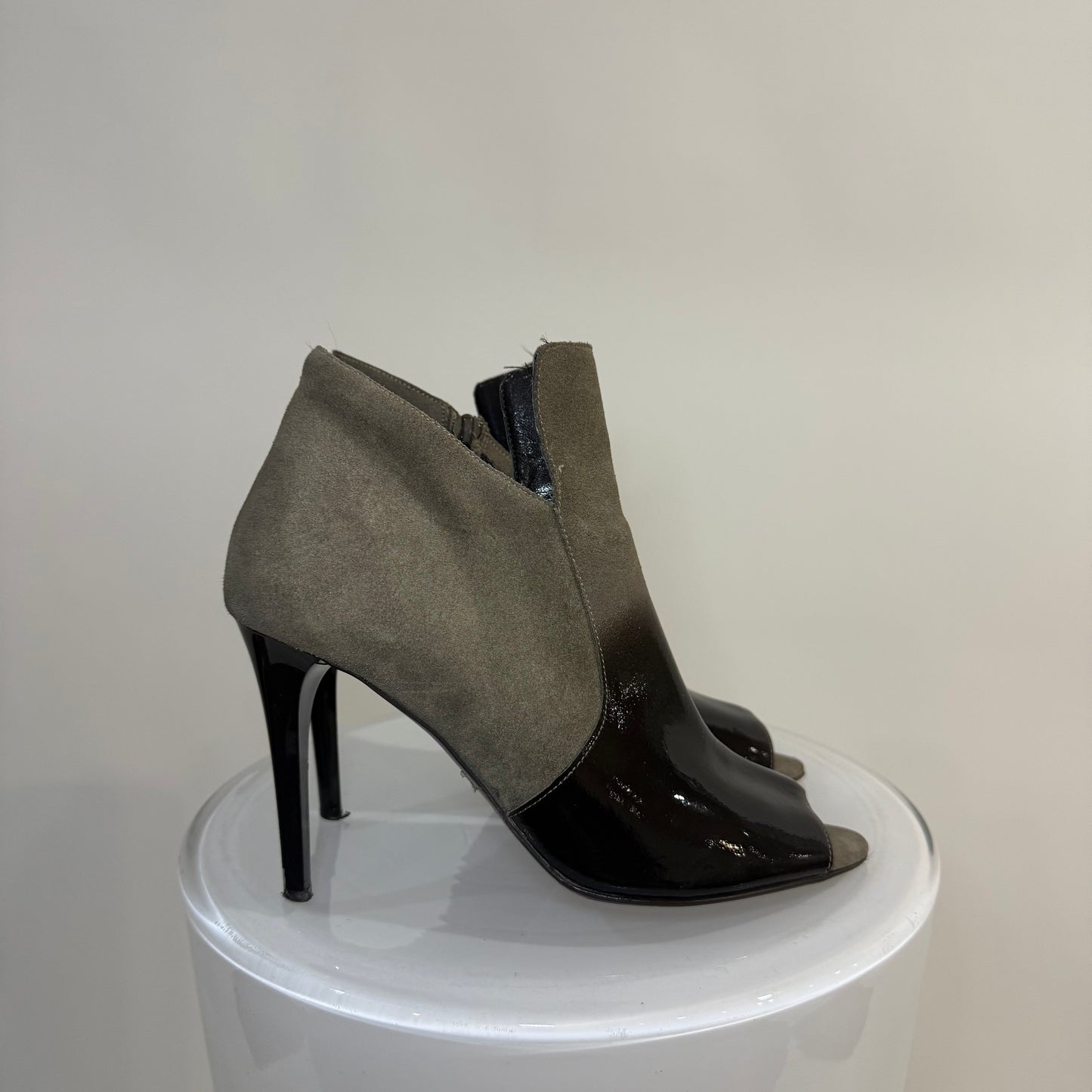 Diane Von Furstenberg DVF Ali Open Toe Suede Booties – Black Peep Toe Heels