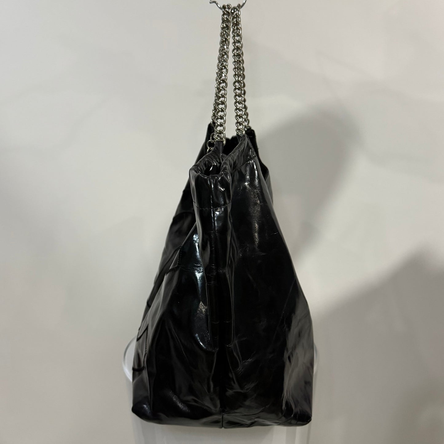 Chanel Coco Cabas Tote – Black Patent Leather with Oversized CC Charm