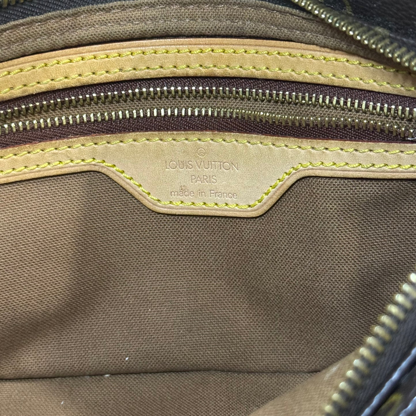 Louis Vuitton Trotteur Shoulder Bag – Monogram Canvas with Vachetta Leather Trim | Authentic Vintage