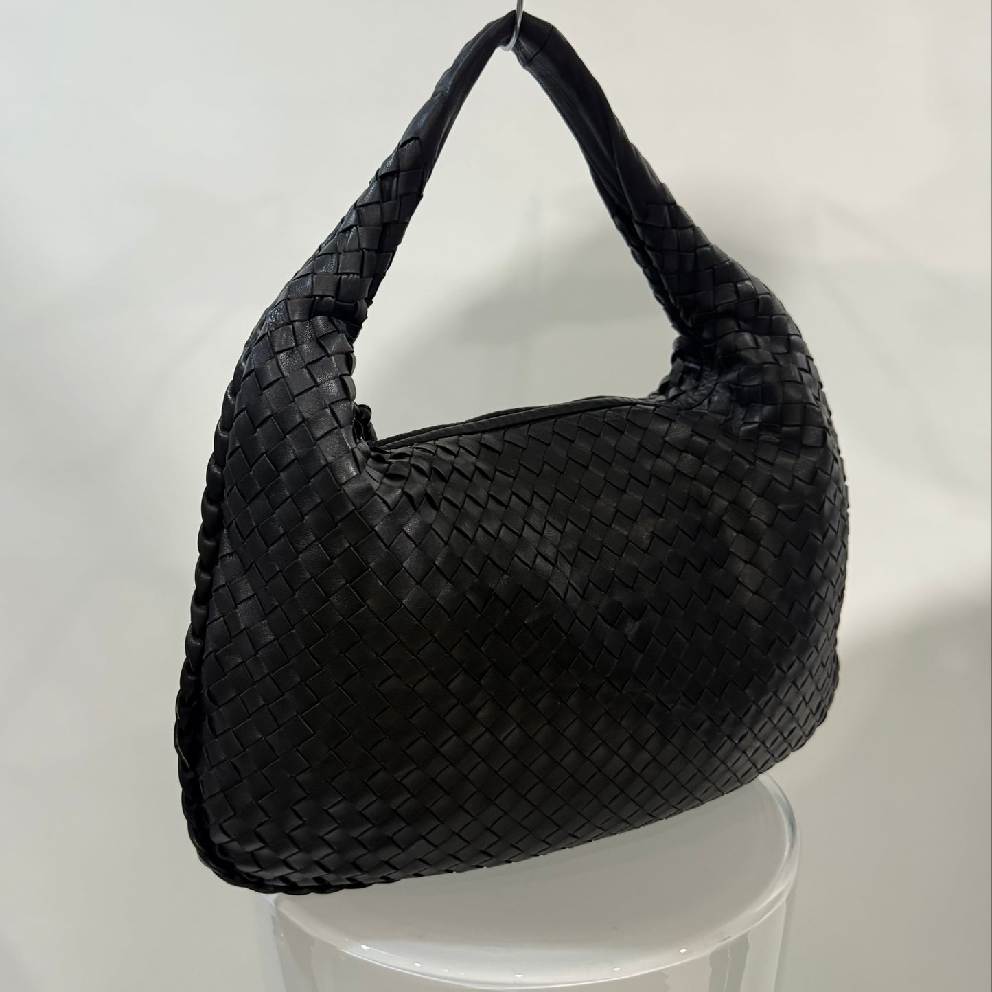 Bottega Veneta Intrecciato Medium Veneta Hobo Bag – Black Woven Nappa Leather | Pre-Owned