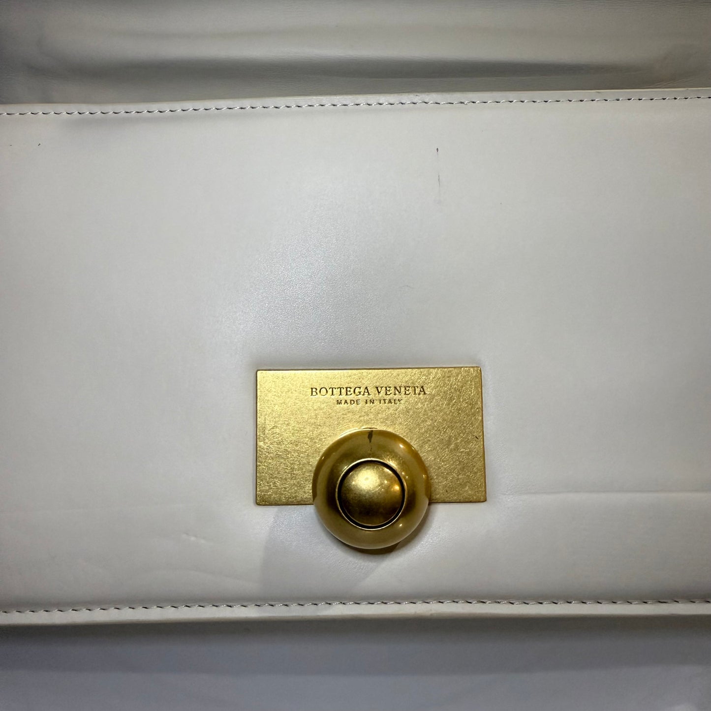 Bottega Veneta Spazzolato Calfskin BV Classic Mini Shoulder Bag – White Leather & Gold Hardware | Authentic